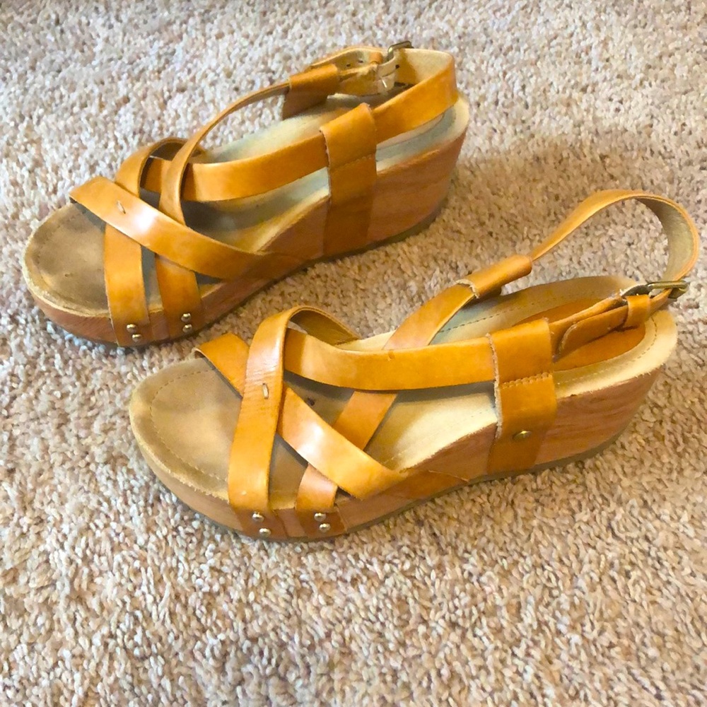 bussola wedge size 39